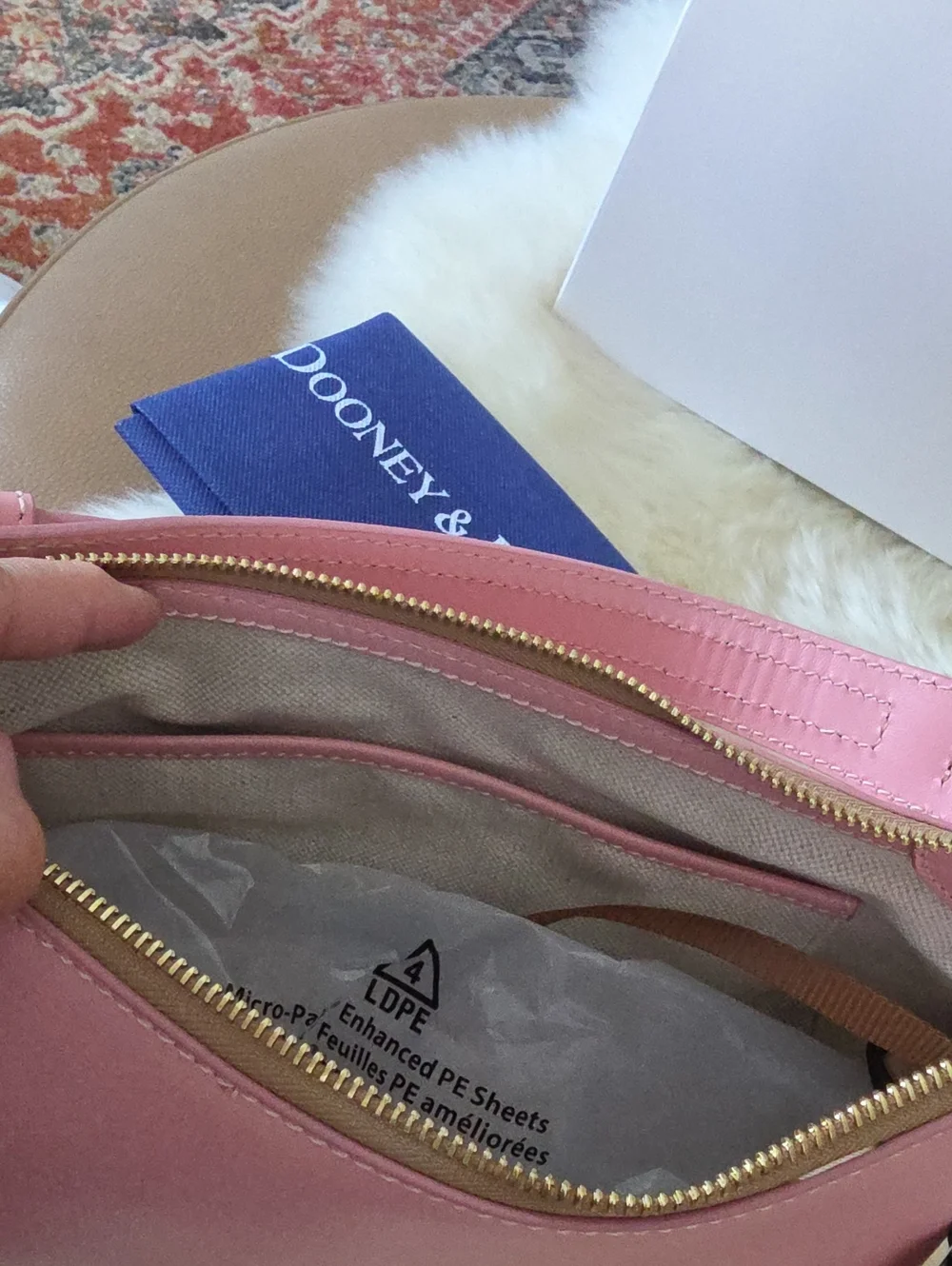 Dooney & Bourke beautiful new